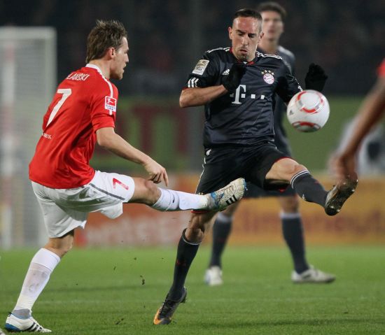 必须支付巨 必须支付巨